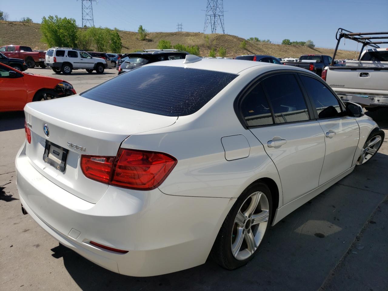 Photo 4 from auction – 2013 BMW 328 XI with VIN WBA3B3C54DF532769