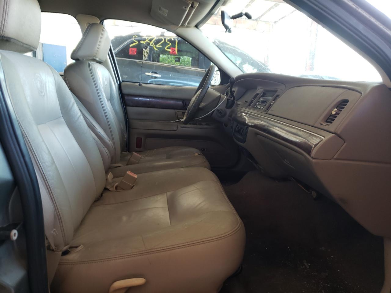 Photo 5 from auction – 2004 MERCURY GRAND MARQ with VIN 2MEFM74W14X657532