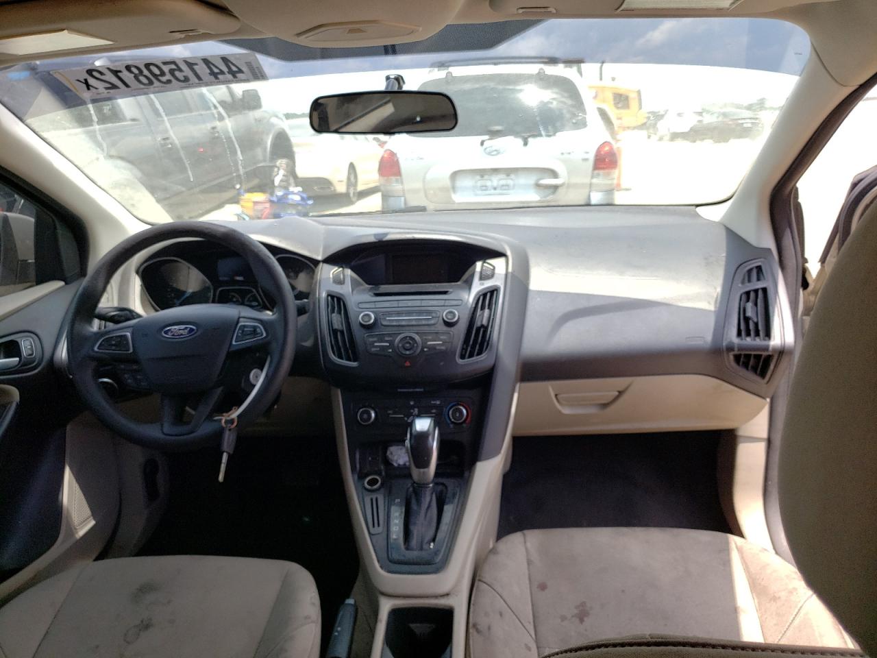 Photo 9 from auction – 2015 FORD FOCUS SE with VIN 1FADP3F26FL227553
