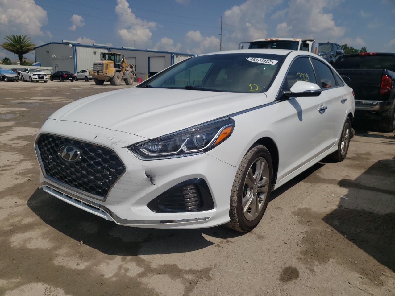 Photo 2 from auction – 2019 HYUNDAI SONATA LIM with VIN 5NPE34AF0KH732755