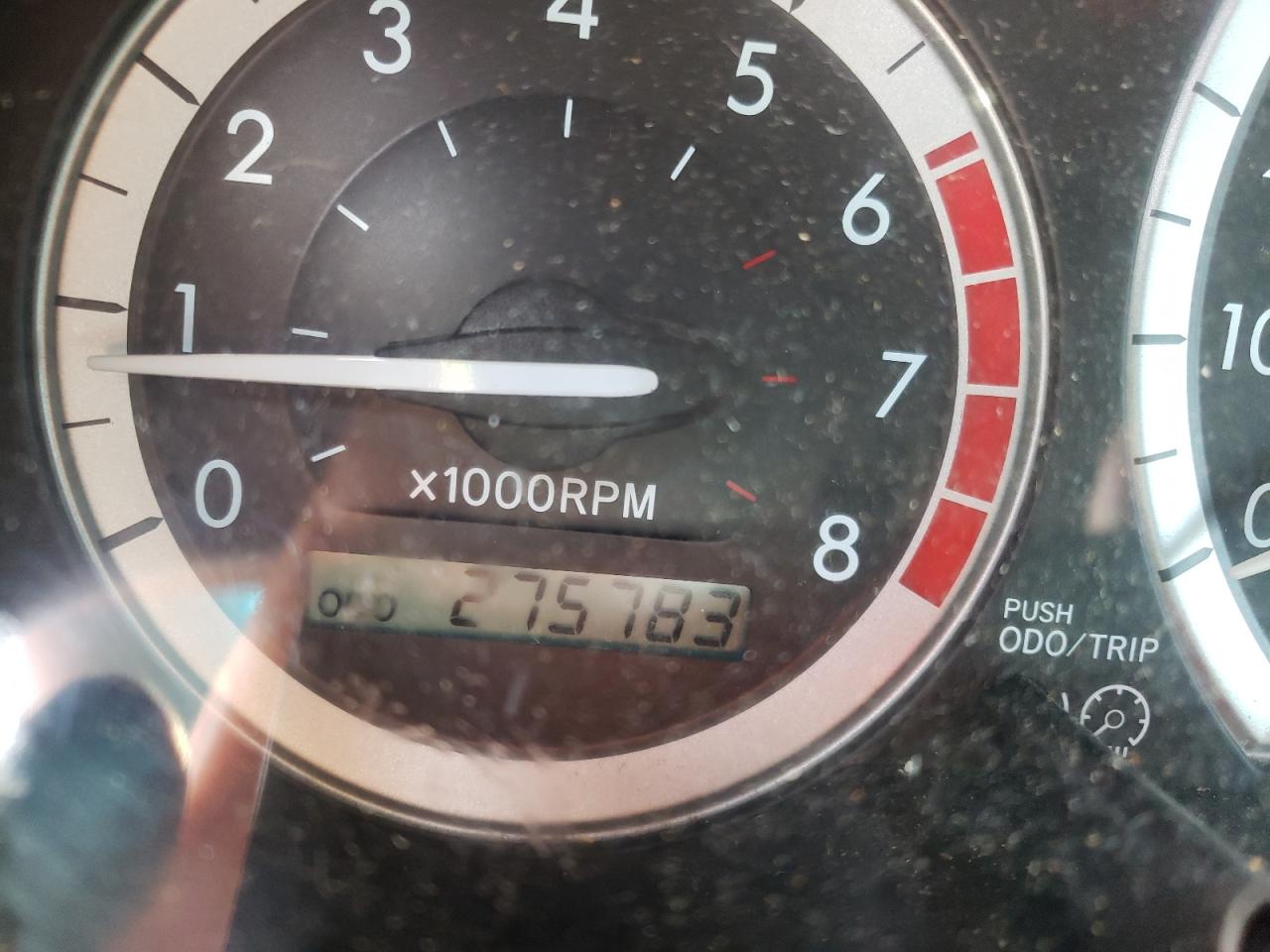Photo 8 from auction – 2004 TOYOTA SIENNA with VIN 5TDZA23C74S076582