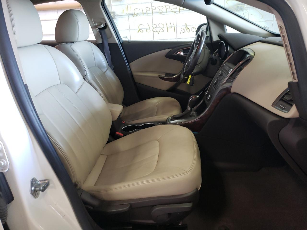 Photo 5 from auction – 2012 BUICK VERANO with VIN 1G4PS5SK8C4170829