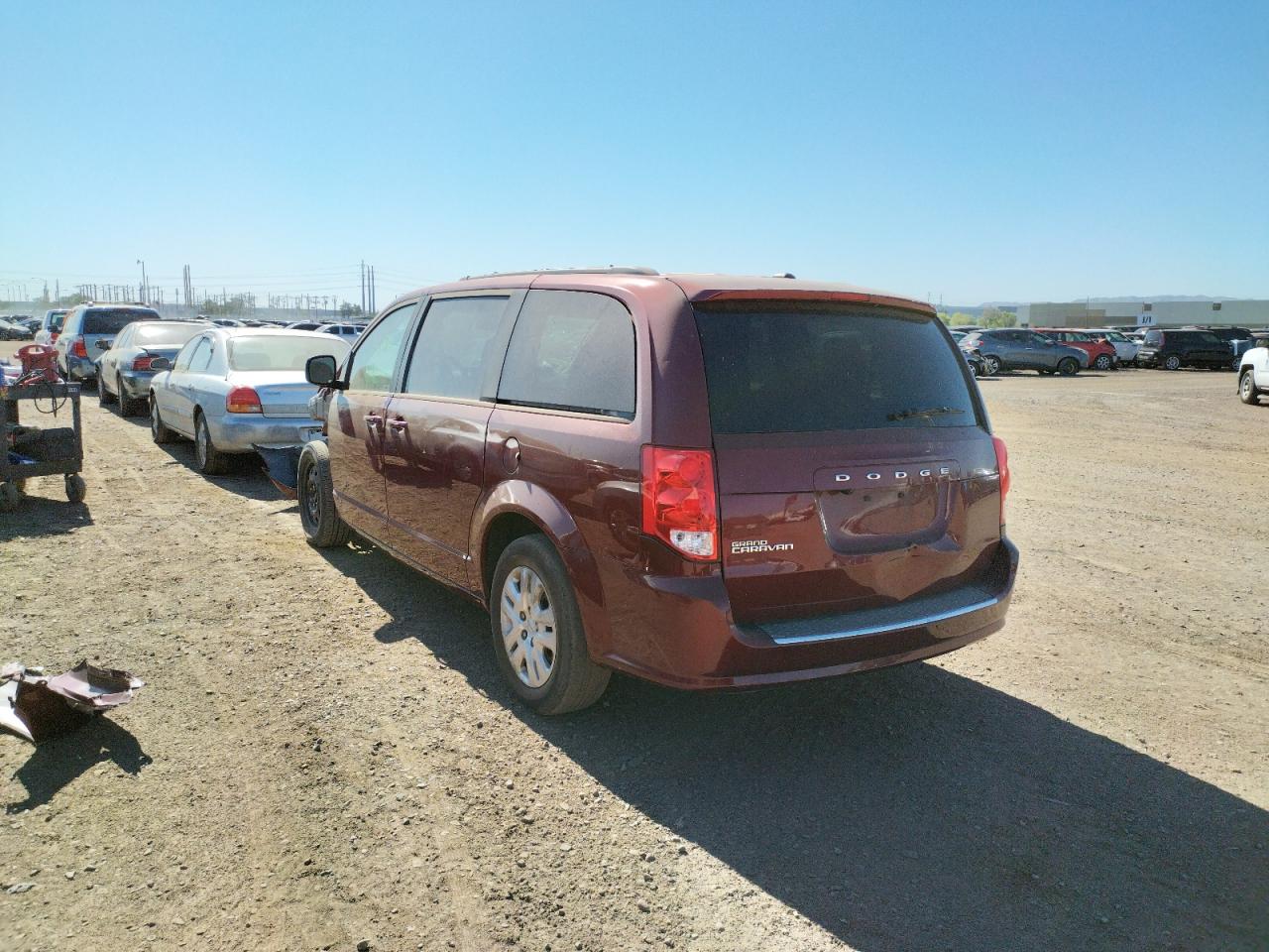 Photo 3 from auction – 2018 DODGE GRAND CARA with VIN 2C4RDGBG3JR304381