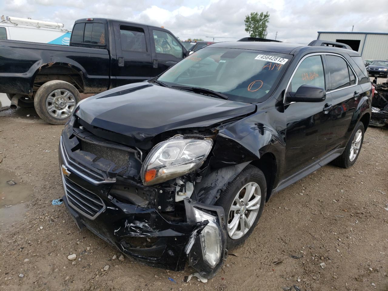 Photo 2 from auction – 2017 CHEVROLET EQUINOX LT with VIN 2GNFLFEK7H6122850