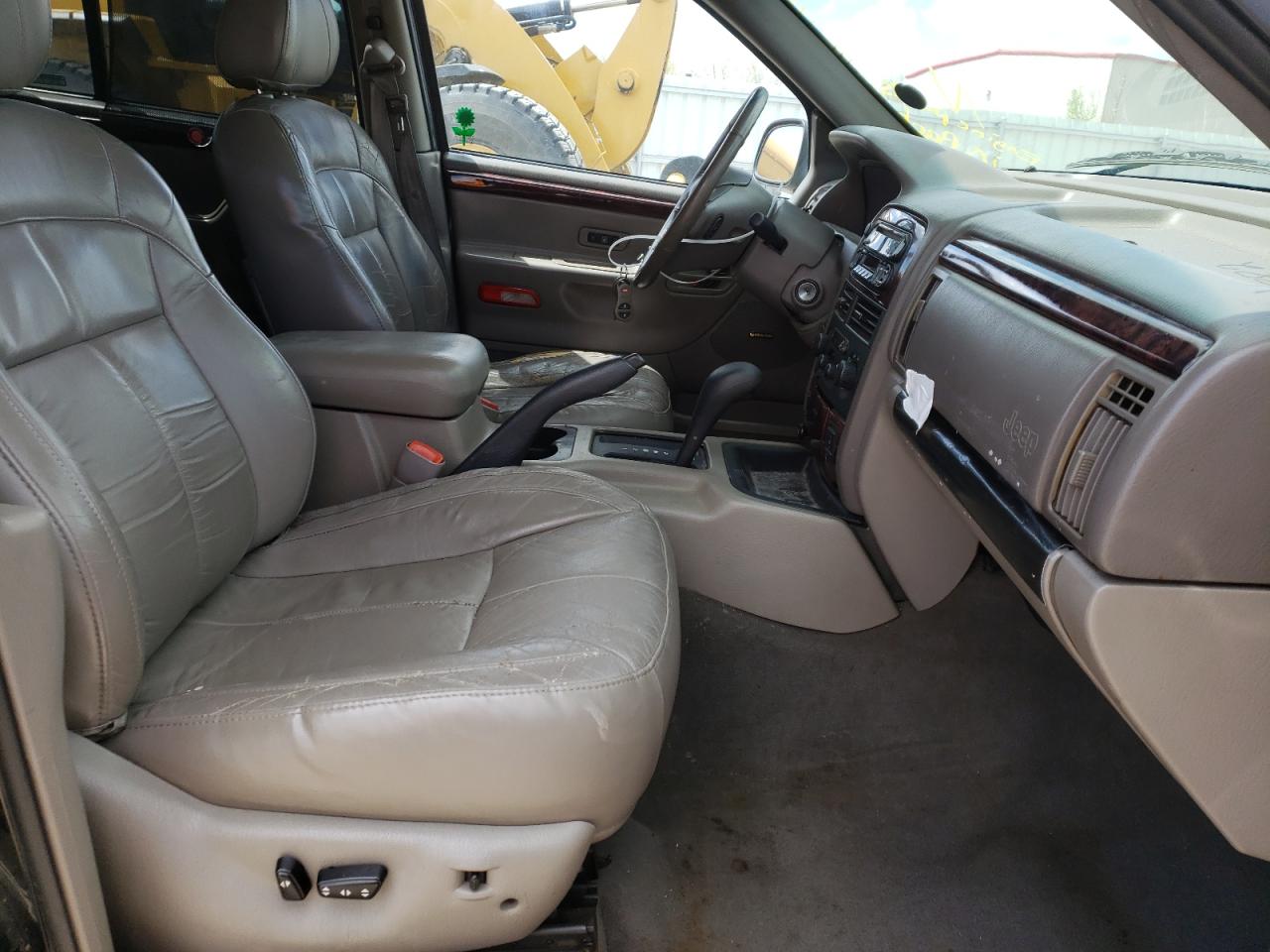 Photo 5 from auction – 2001 JEEP GRAND CHER with VIN 1J4GX58S91C582882