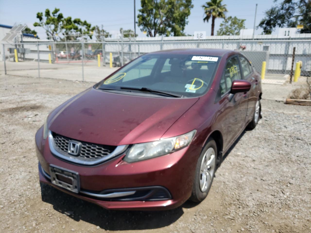 Photo 2 from auction – 2014 HONDA CIVIC LX with VIN 19XFB2F53EE220735