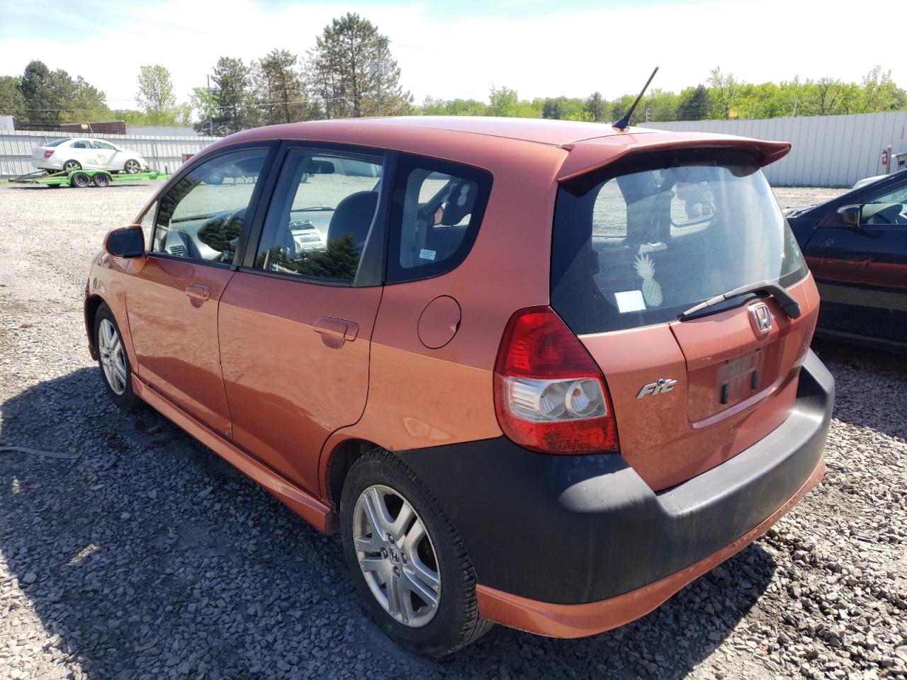 Photo 3 from auction – 2007 HONDA FIT S with VIN JHMGD38657S016687