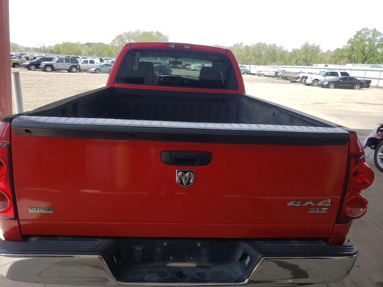 Photo 9 from auction – 2007 DODGE RAM 1500 S with VIN 1D7HU18PX7J575991