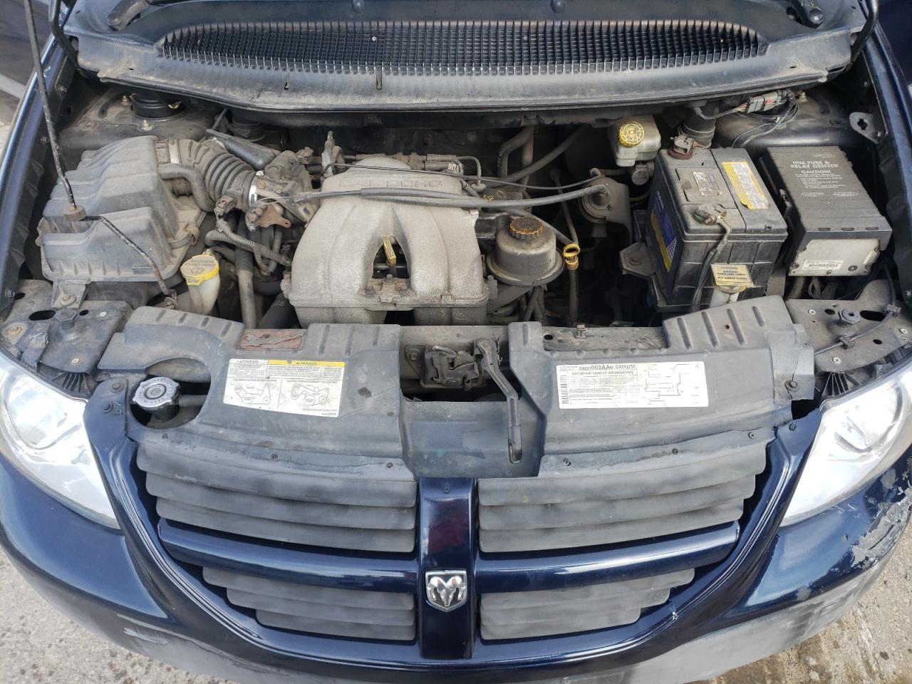 Photo 7 from auction – 2005 DODGE CARAVAN SE with VIN 1D4GP25B25B110756