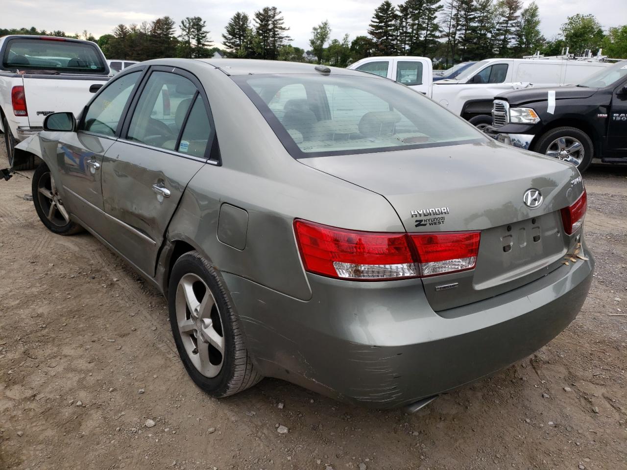 Photo 3 from auction – 2008 HYUNDAI SONATA SE with VIN 5NPEU46F68H363124