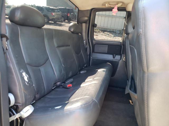 Photo 6 from auction – 2005 CHEVROLET SILVERADO with VIN 2GCEK19B151296118