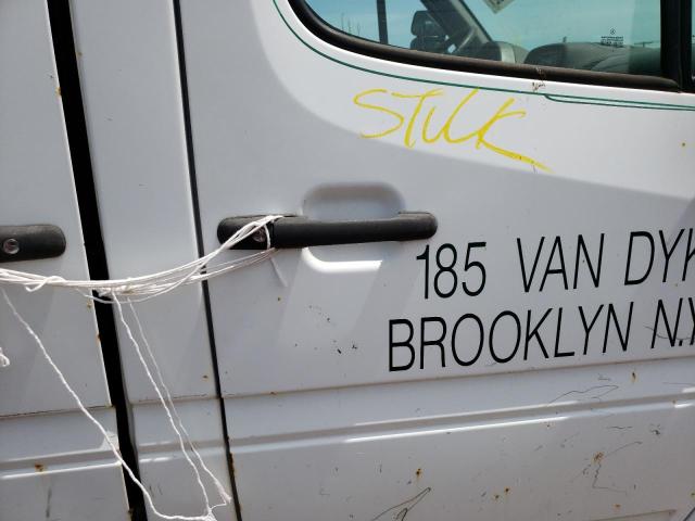 Photo 5 from auction – 2006 DODGE SPRINTER 2 with VIN WD0PD644465963070