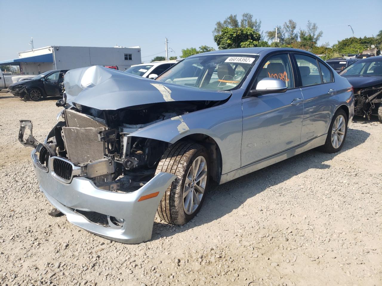 Photo 2 from auction – 2014 BMW 320 I with VIN WBA3B1C51EP678661