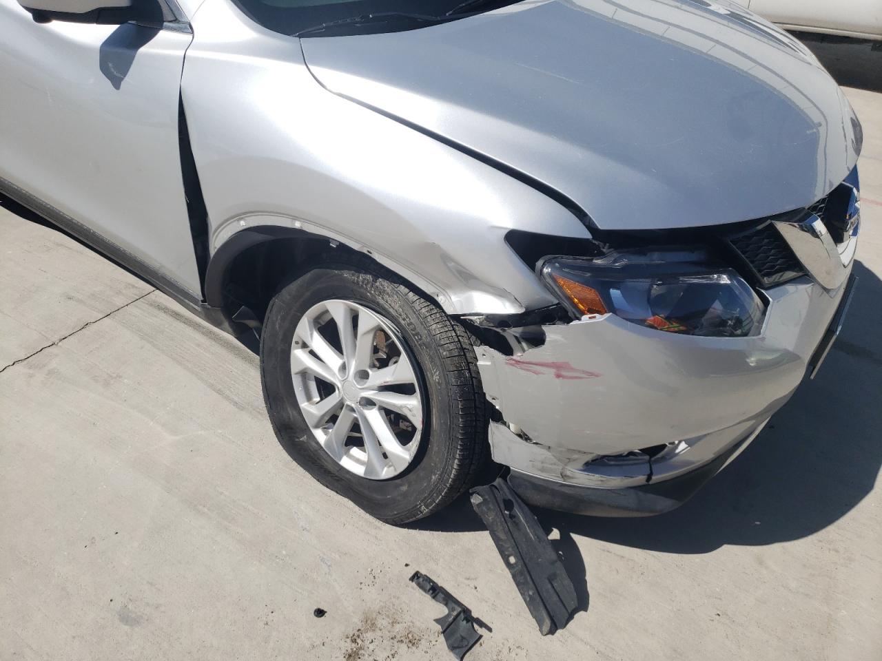 Photo 9 from auction – 2016 NISSAN ROGUE S with VIN KNMAT2MV3GP704305