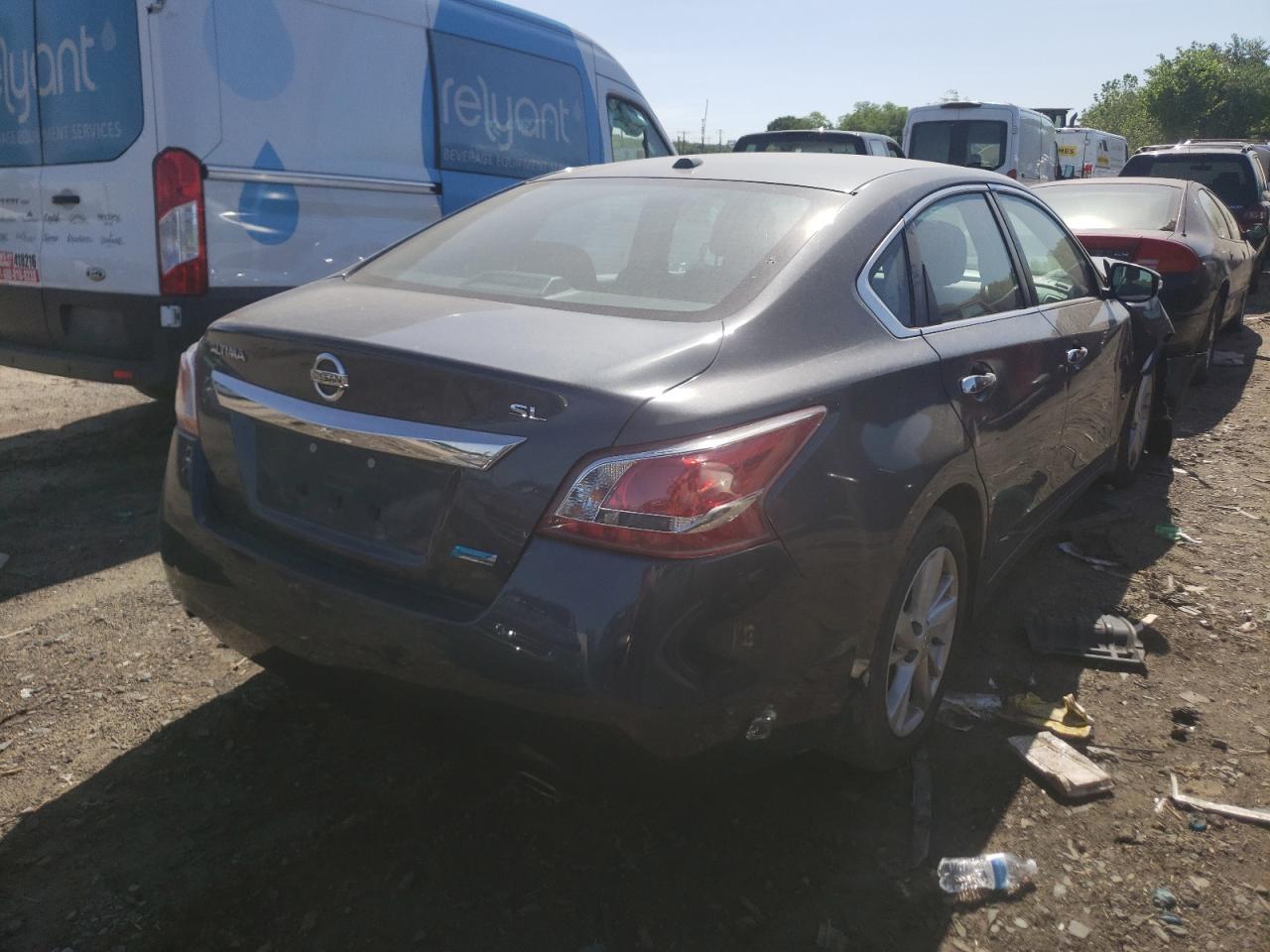 Photo 4 from auction – 2013 NISSAN ALTIMA 2.5 with VIN 1N4AL3AP4DC263398