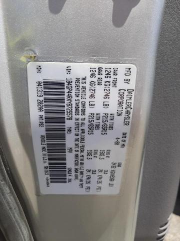 DODGE GRAND CARA 2000 with VIN 1B4GP44RXYB725578 - Photo from auction