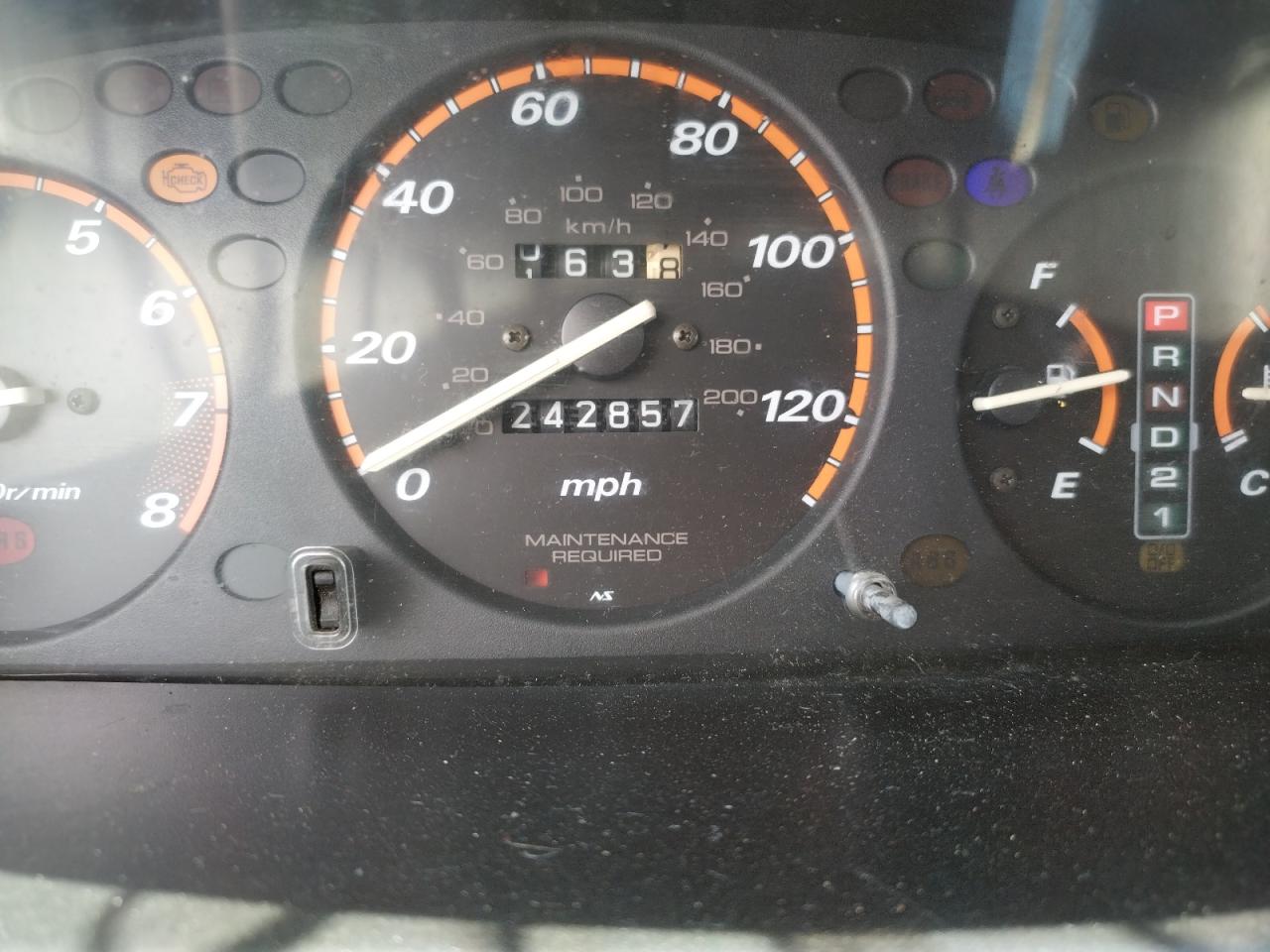 Photo 8 from auction – 2001 HONDA CR-V EX with VIN JHLRD18601C016065