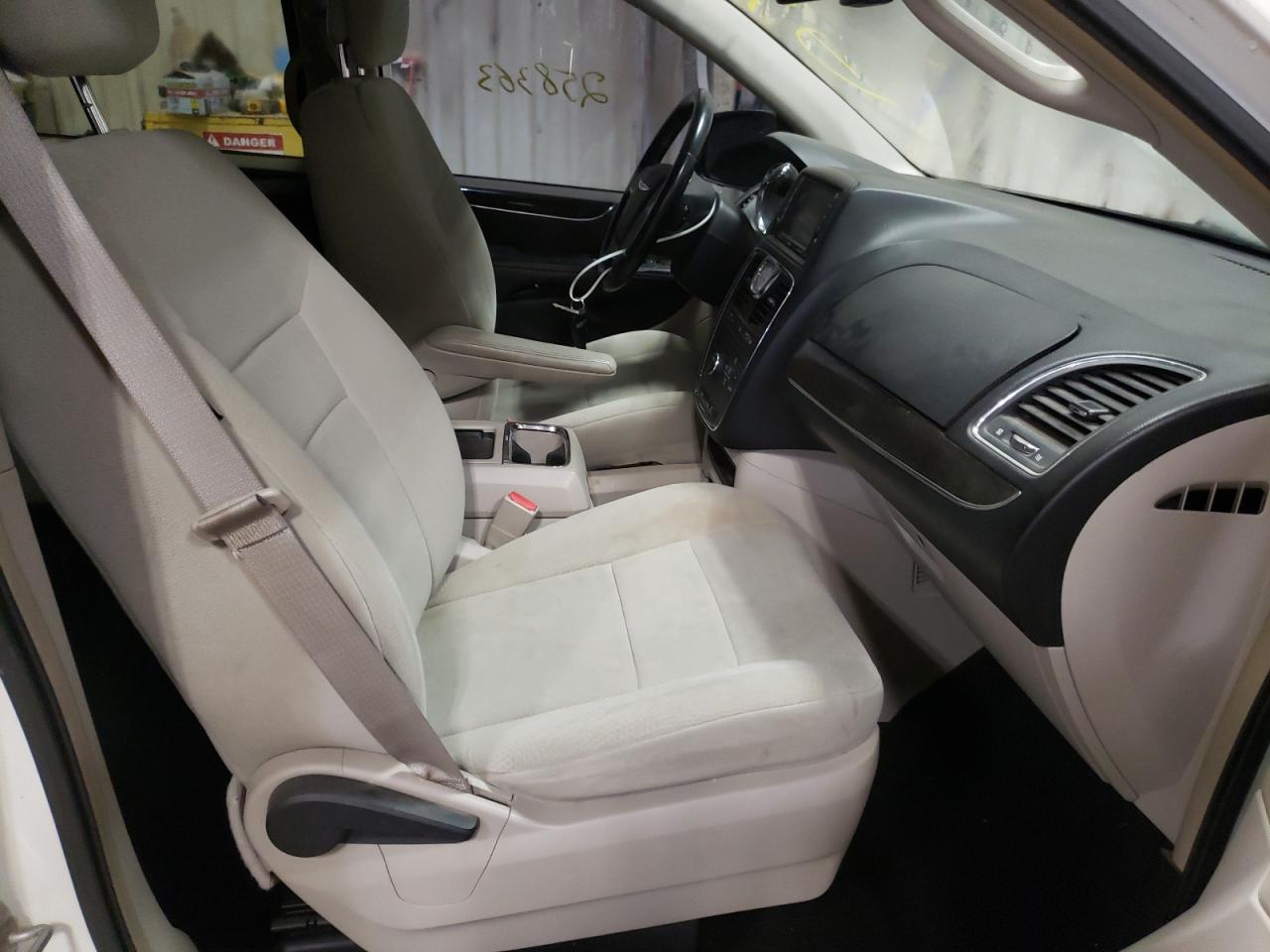 Photo 5 from auction – 2011 CHRYSLER TOWN & COU with VIN 2A4RR5DGXBR694653