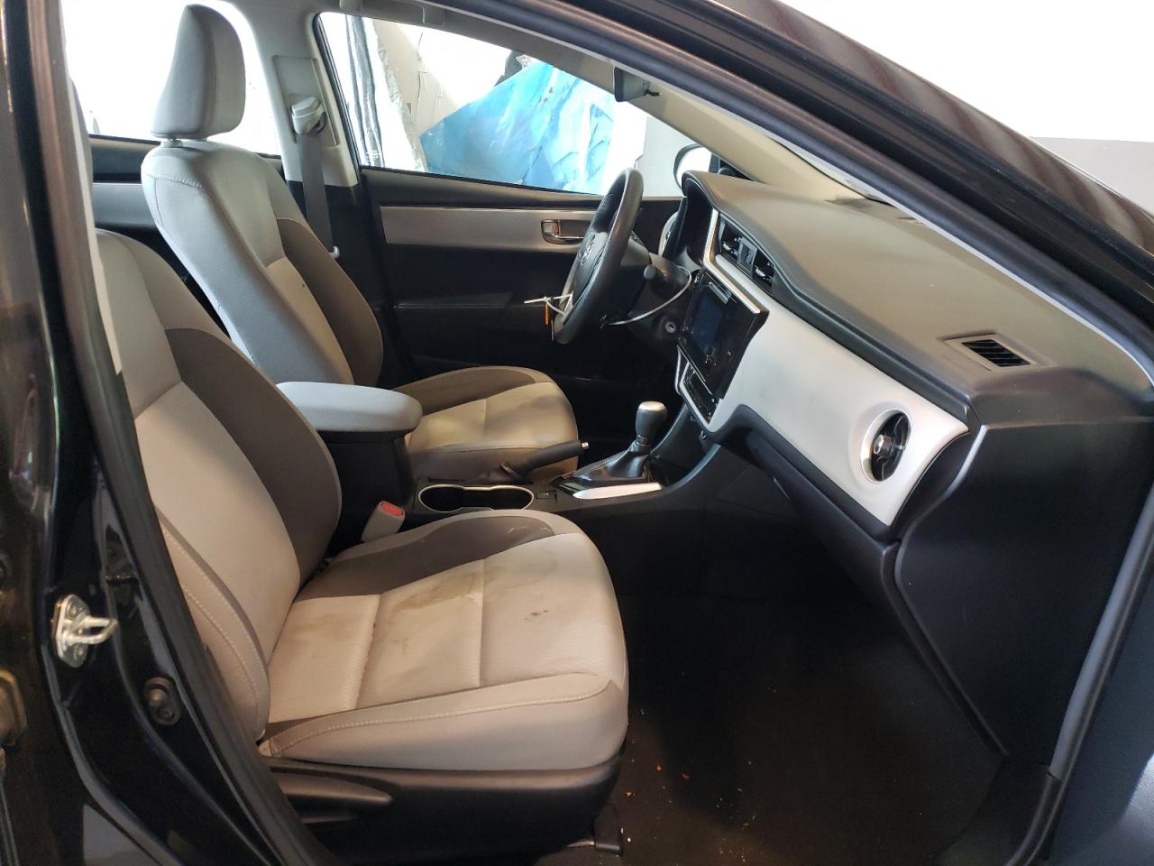 Photo 5 from auction – 2018 TOYOTA COROLLA L with VIN 5YFBURHE6JP788369