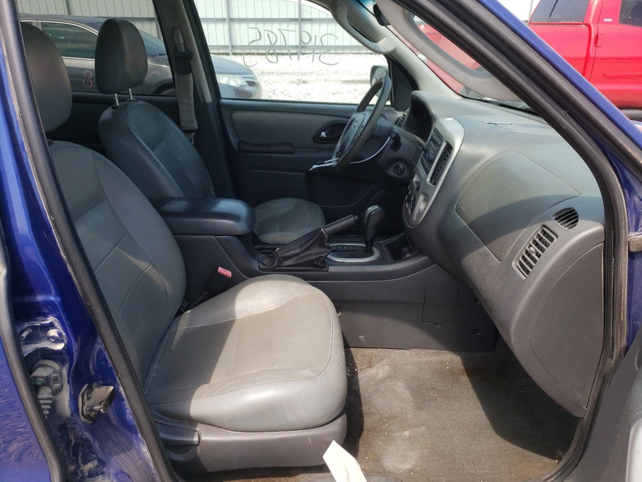 Photo 5 from auction – 2006 FORD ESCAPE XLT with VIN 1FMYU93166KC23989