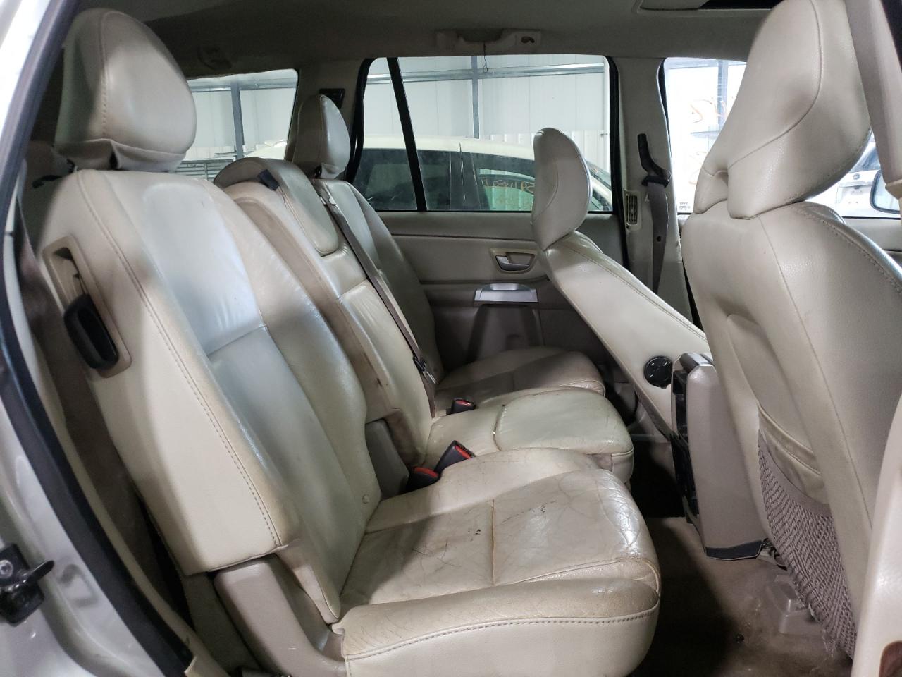 Photo 6 from auction – 2005 VOLVO XC90 with VIN YV1CY592551141147