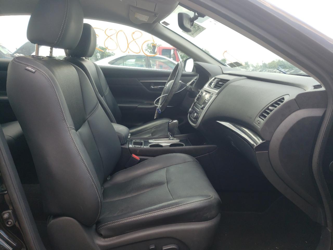 Photo 5 from auction – 2017 NISSAN ALTIMA 2.5 with VIN 1N4AL3AP1HC143502
