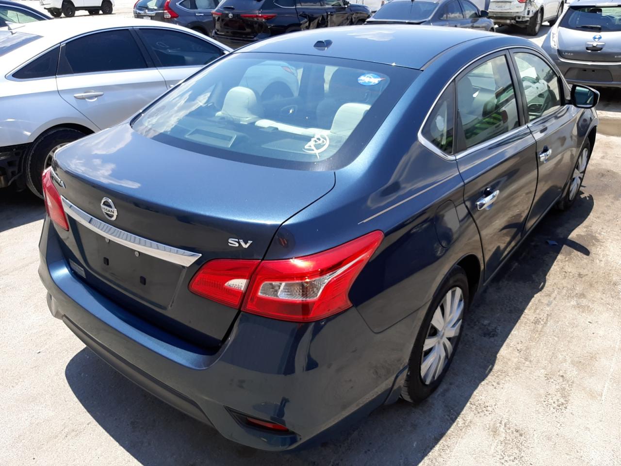 Photo 4 from auction – 2016 NISSAN SENTRA S with VIN 3N1AB7AP1GL670482