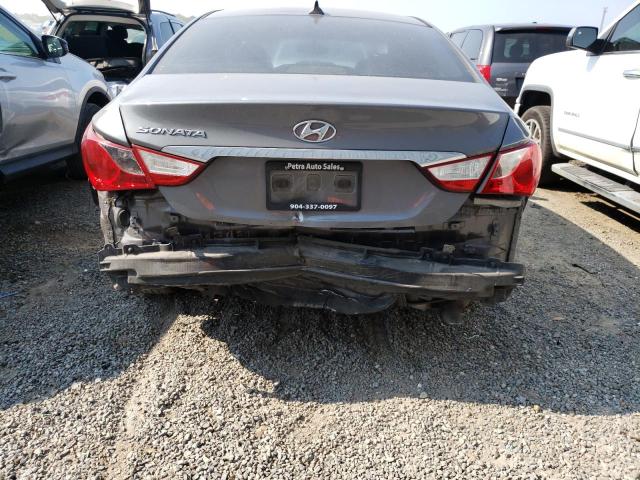 Photo 9 from auction – 2014 HYUNDAI SONATA GLS with VIN 5NPEB4AC3EH910493