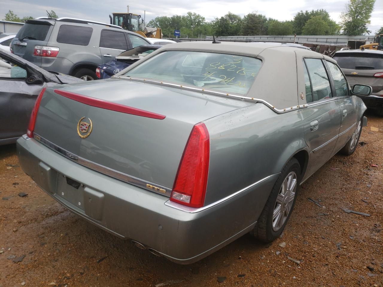 Photo 4 from auction – 2006 CADILLAC DTS with VIN 1G6KD57Y96U190374