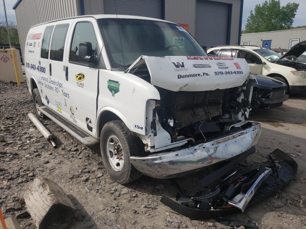 GMC SAVANA G25 2015 with VIN 1GTW7FCF9F1903713 - Photo from auction