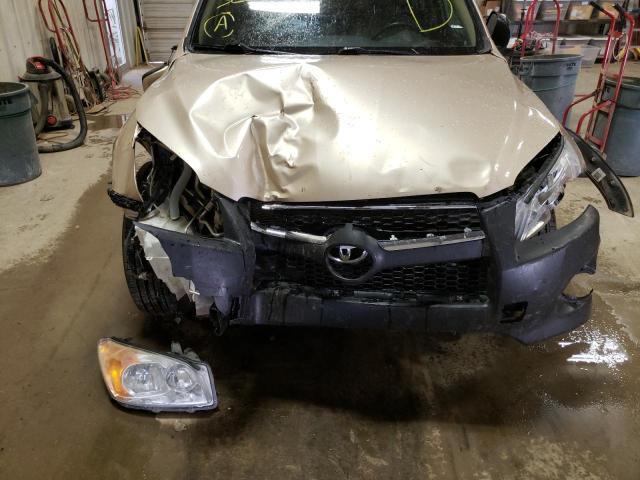 Photo 9 from auction – 2011 TOYOTA RAV4 LIMIT with VIN 2T3YF4DV8BW070424