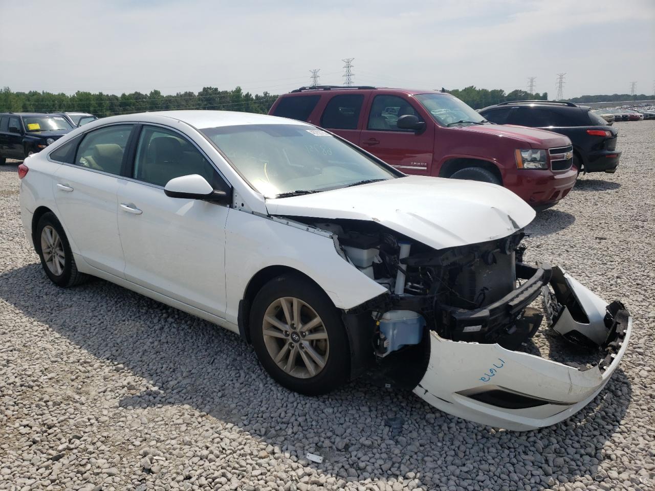 HYUNDAI SONATA SE 2017 with VIN 5NPE24AF9HH569339 - Photo from auction