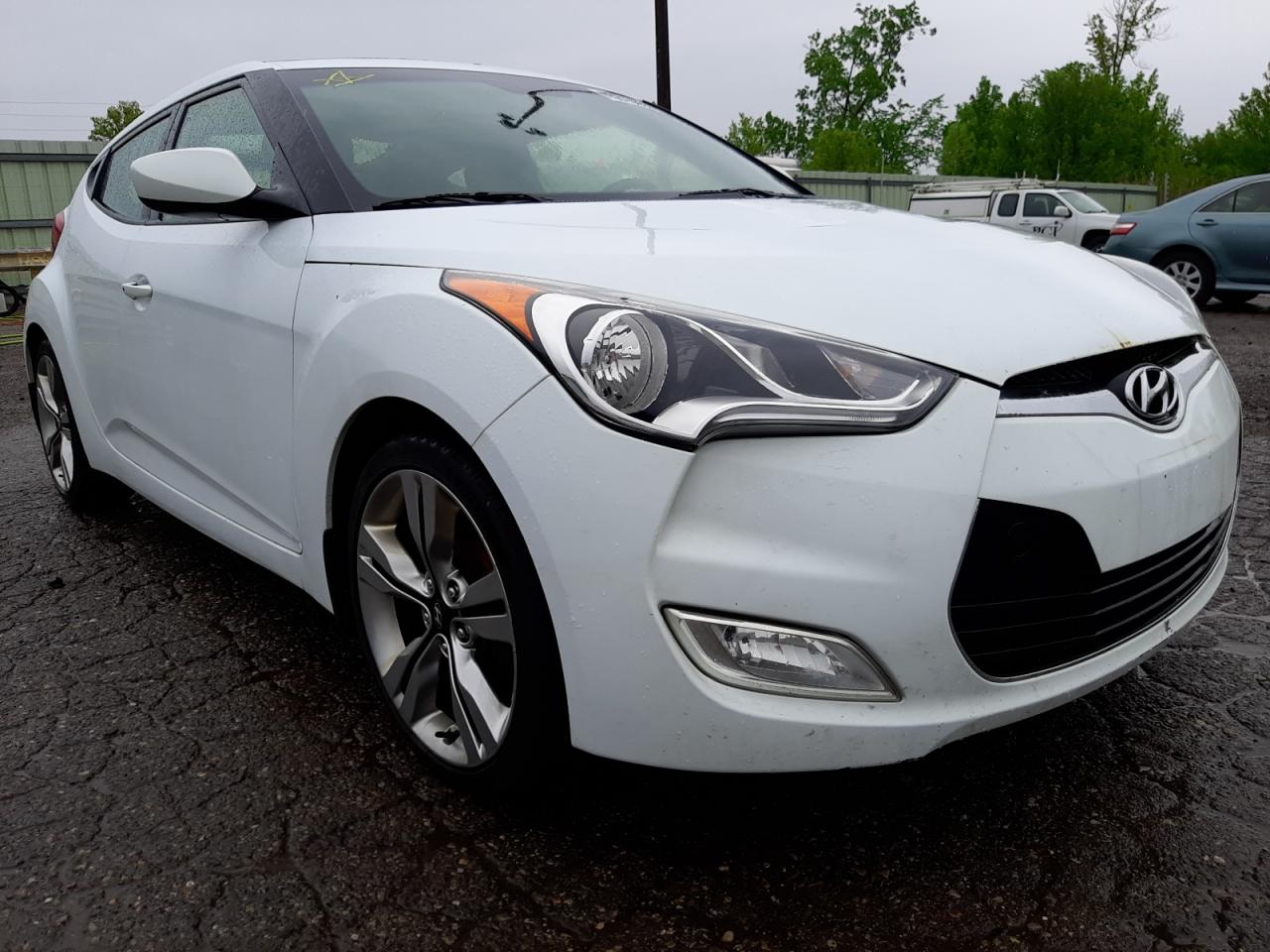 HYUNDAI VELOSTER 2013 with VIN KMHTC6AD6DU161519 - Photo from auction