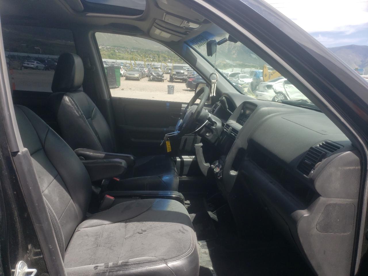 Photo 5 from auction – 2002 HONDA CR-V EX with VIN JHLRD78872C089732