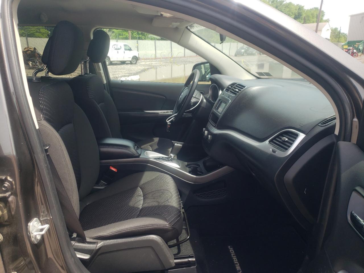 Photo 5 from auction – 2017 DODGE JOURNEY SE with VIN 3C4PDCAB6HT504541