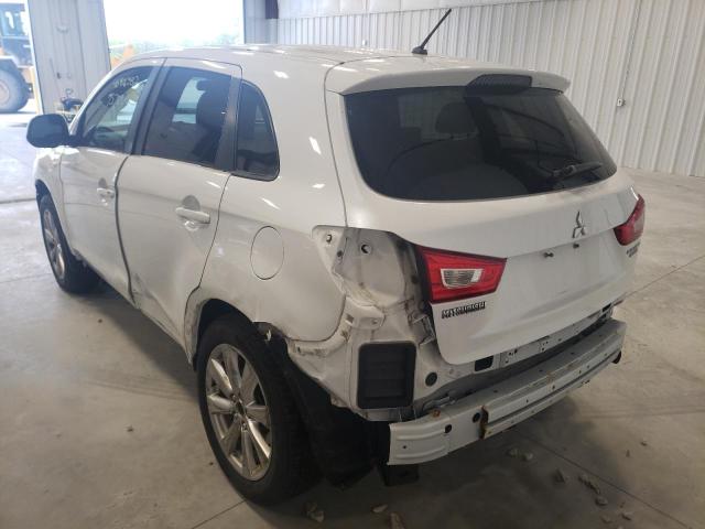 Photo 3 from auction – 2015 MITSUBISHI OUTLANDER with VIN 4A4AR3AW8FE061339