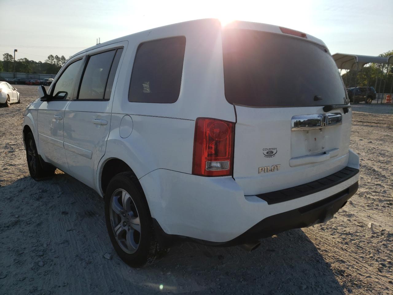 Photo 13 from auction – 2013 HONDA PILOT EXLN with VIN 5FNYF3H72DB008645