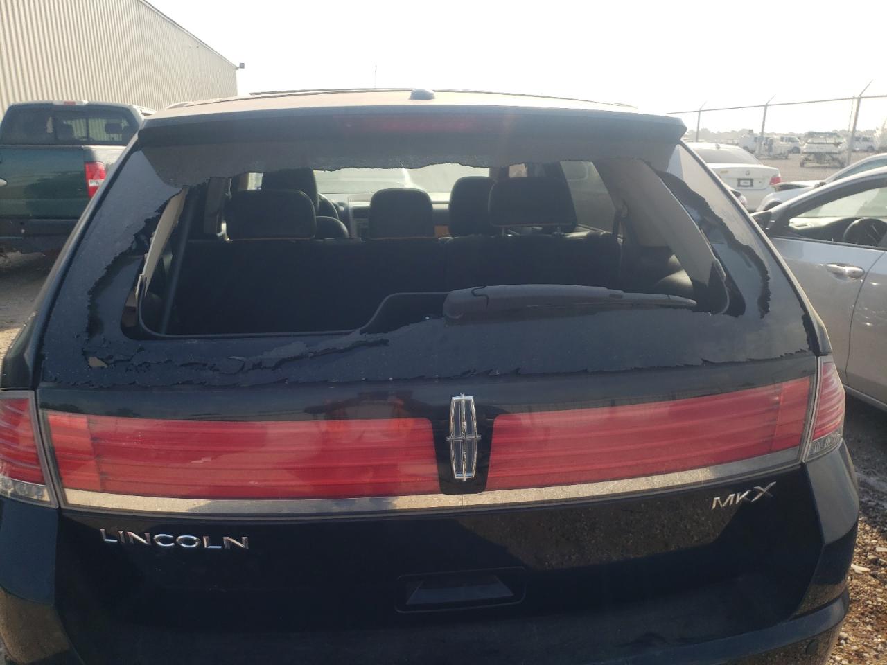 Photo 9 from auction – 2008 LINCOLN MKX with VIN 2LMDU68C68BJ24291