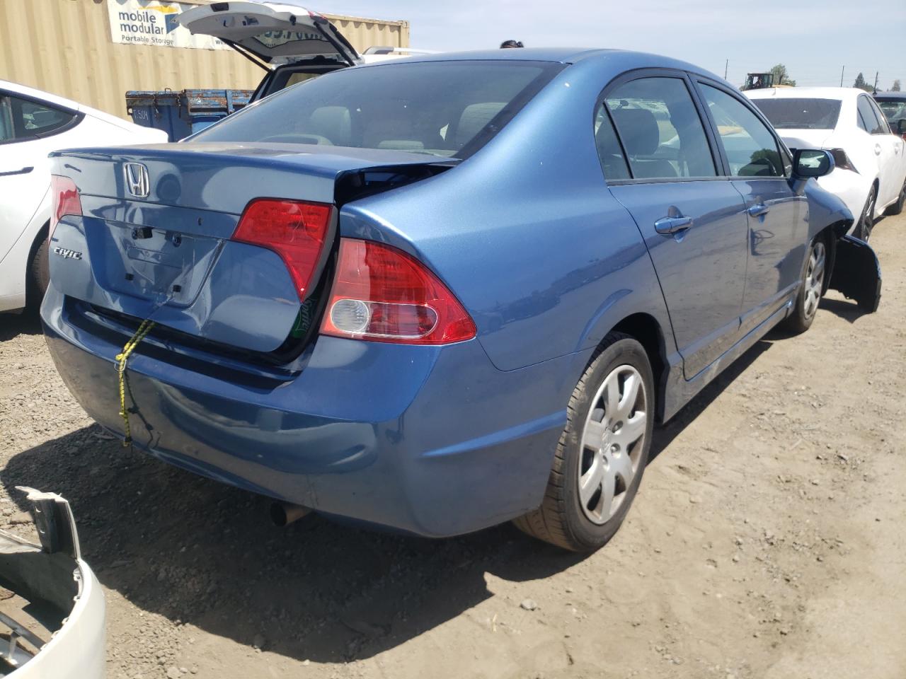 Photo 4 from auction – 2007 HONDA CIVIC LX with VIN JHMFA165X7S007129