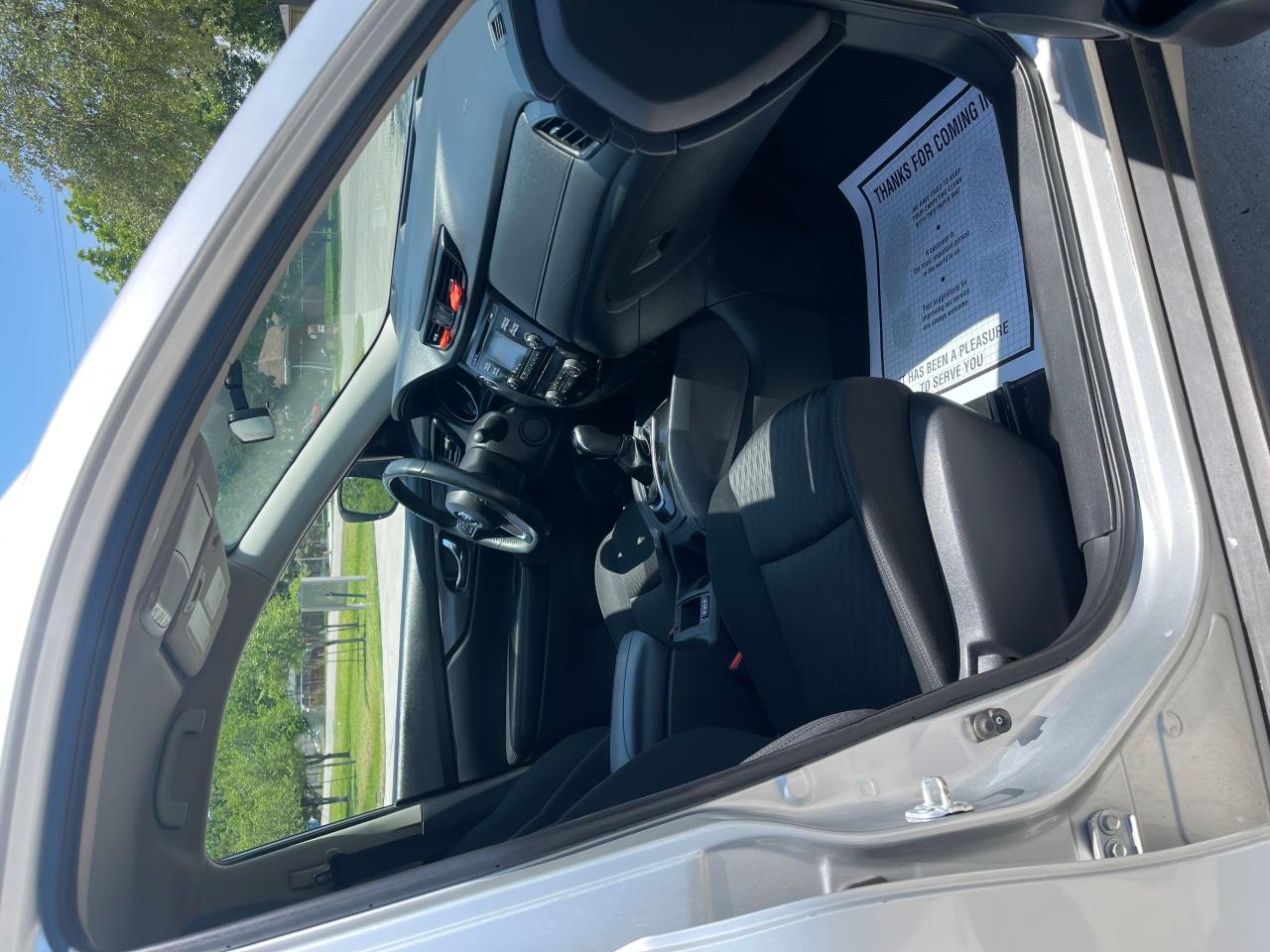 Photo 5 from auction – 2017 NISSAN ROGUE S with VIN KNMAT2MV8HP545427