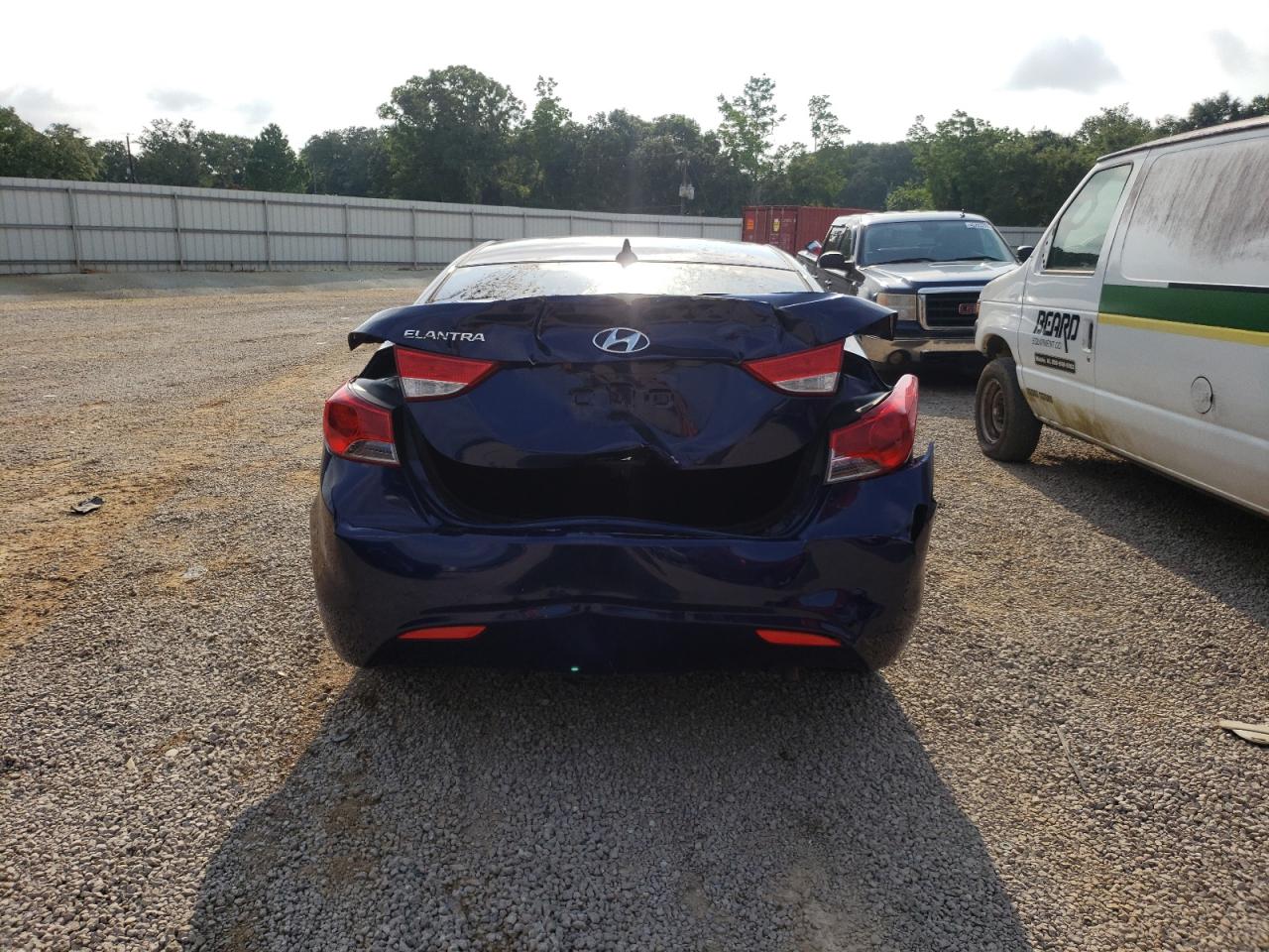 Photo 9 from auction – 2012 HYUNDAI ELANTRA GL with VIN 5NPDH4AE9CH104411