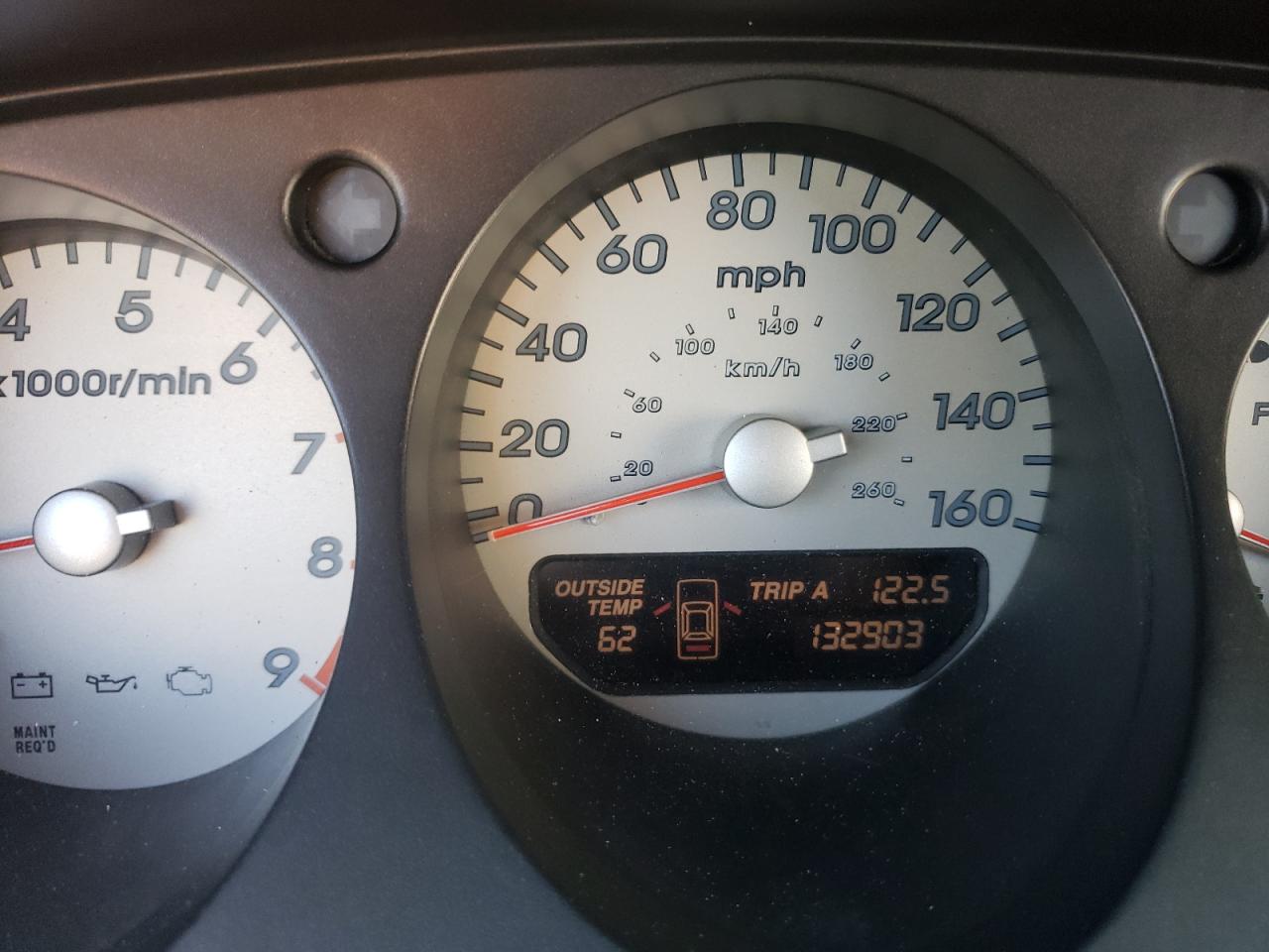 Photo 8 from auction – 2003 ACURA 3.2CL TYPE with VIN 19UYA41643A015630