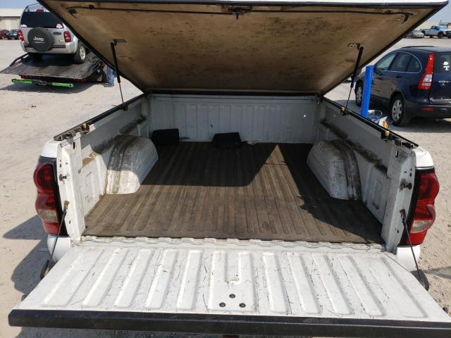 Photo 6 from auction – 2004 CHEVROLET SILVERADO with VIN 1GCEC14X64Z183190