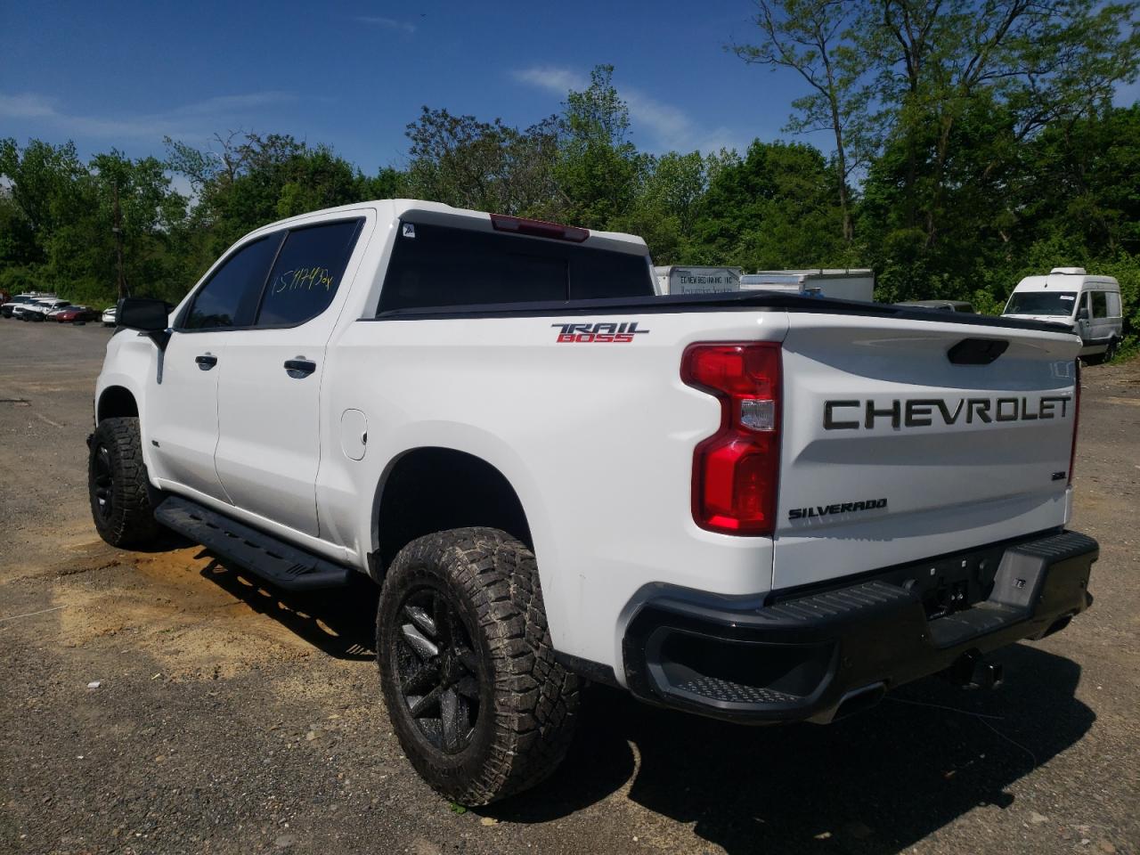 Photo 3 from auction – 2021 CHEVROLET SILVERADO with VIN 1GCPYFEL0MZ136014