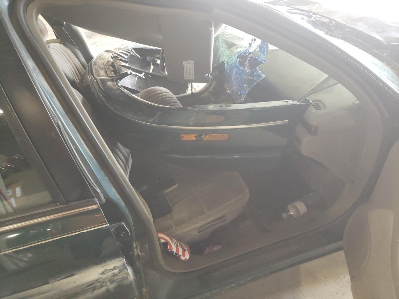 Photo 5 from auction – 2001 CHEVROLET LUMINA with VIN 2G1WL52J111152176