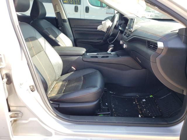 Photo 5 from auction – 2019 NISSAN ALTIMA SR with VIN 1N4BL4CV5KN321607