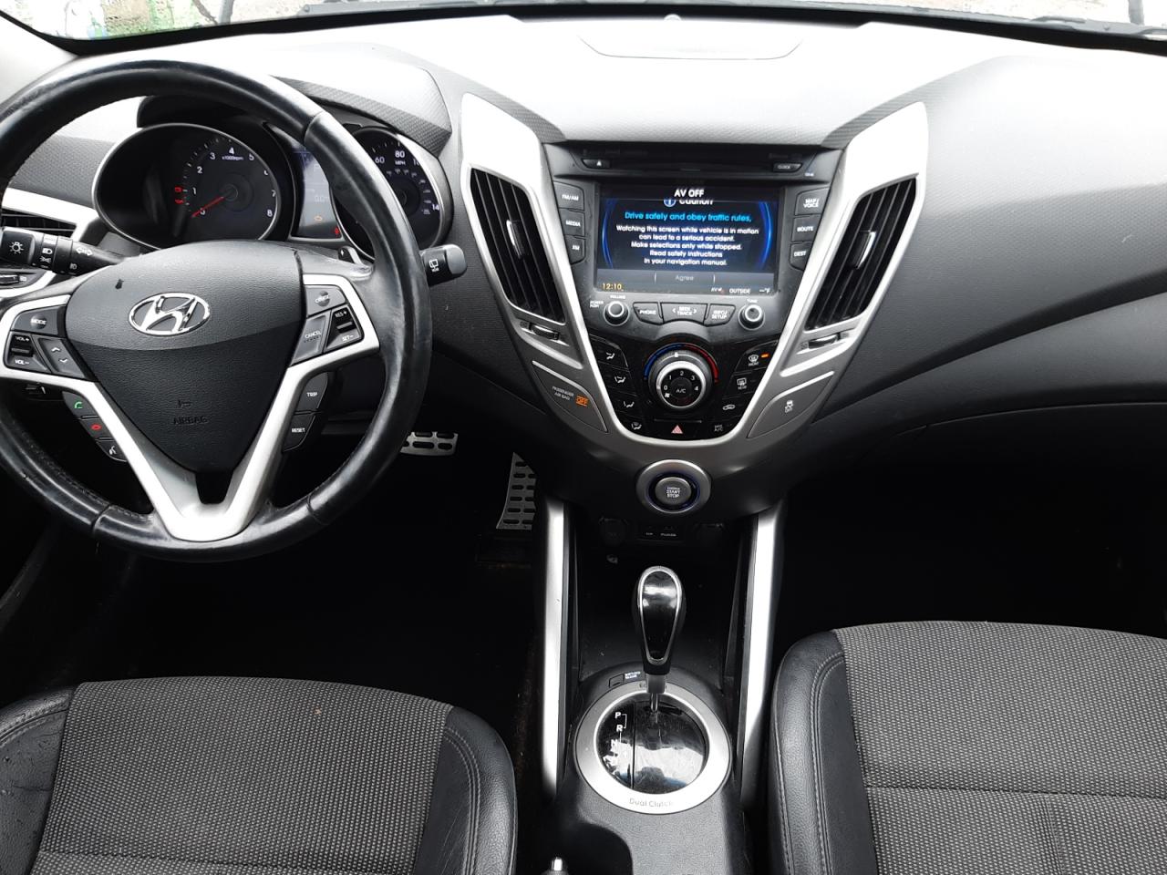 Photo 9 from auction – 2013 HYUNDAI VELOSTER with VIN KMHTC6AD6DU161519