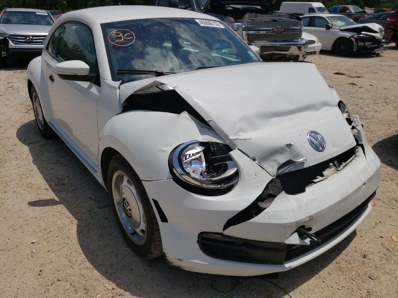 Photo 1 from auction – 2016 VOLKSWAGEN BEETLE 1.8 with VIN 3VWF17AT1GM636147
