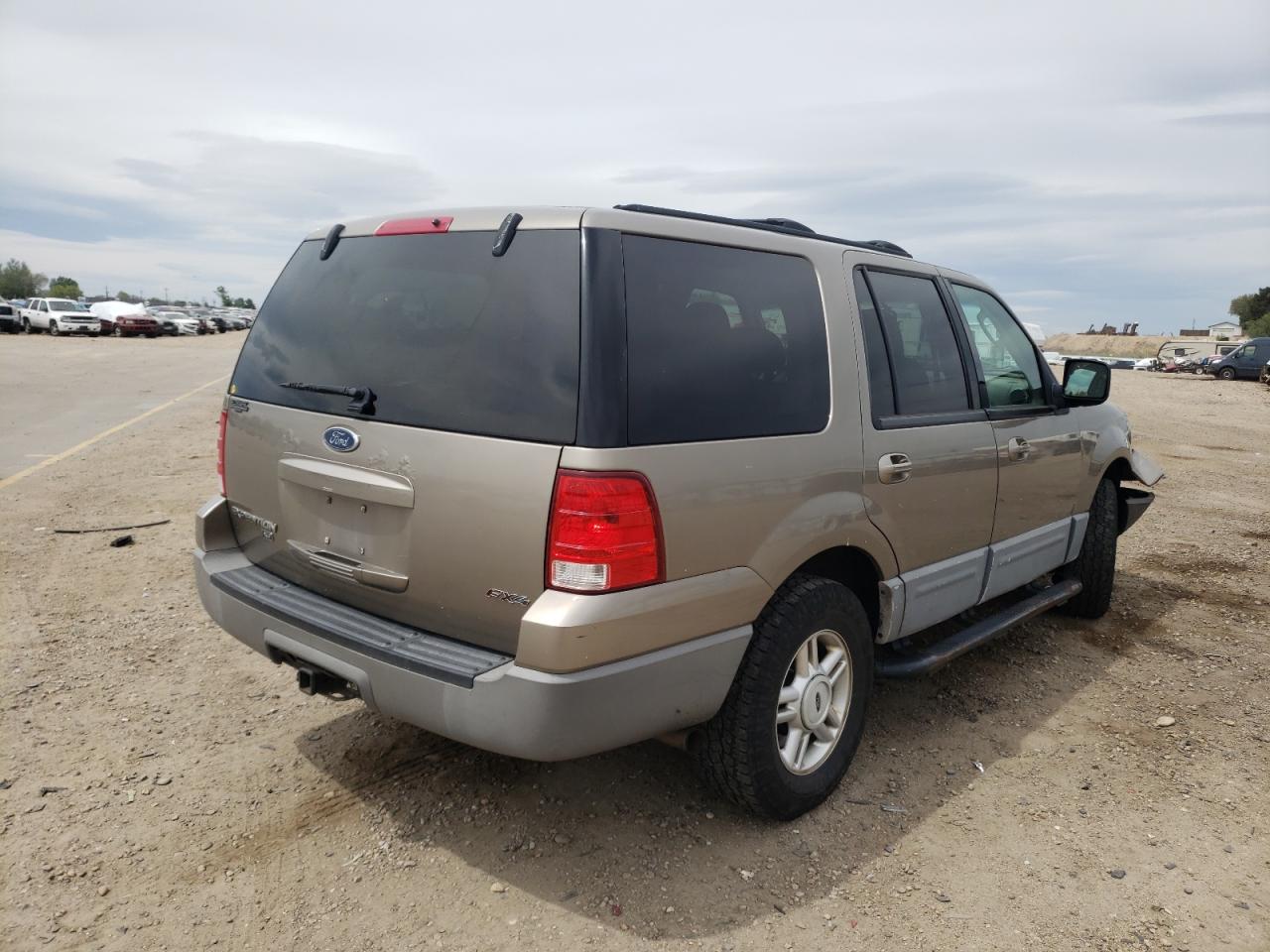 Photo 4 from auction – 2003 FORD EXPEDITION with VIN 1FMPU16L83LC13240