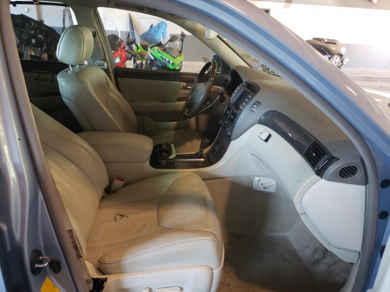 Photo 5 from auction – 2002 LEXUS LS 430 with VIN JTHBN30F920060604